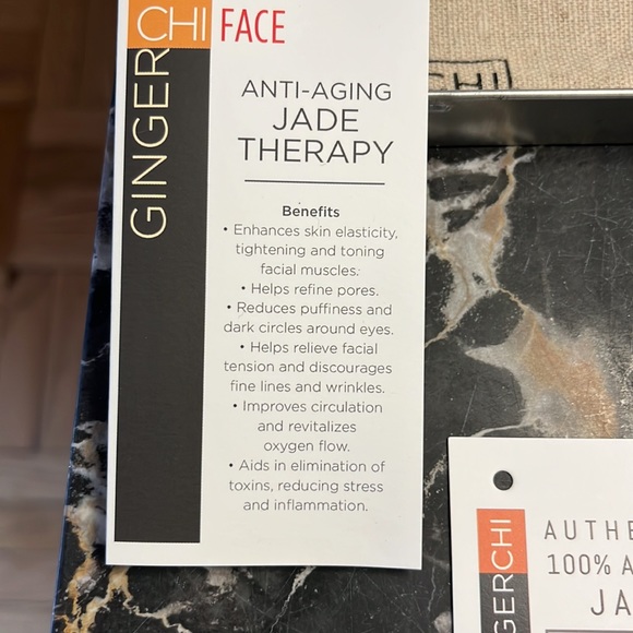 New in box Jade roller for healthy skin - Picture 7 of 7